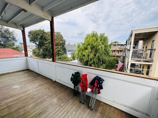 Building Photo - 74 Marine Rd Unit 2