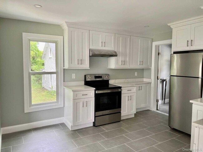 Photo - 21 Washington Ave