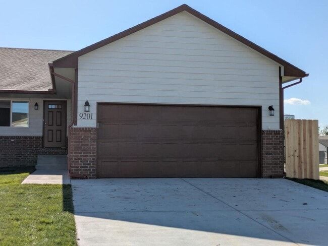 Photo - 9201 E Fox Pt Ct