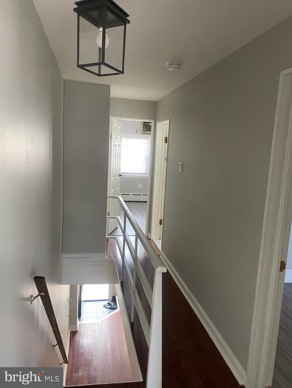 Photo - 1738 Stocker St