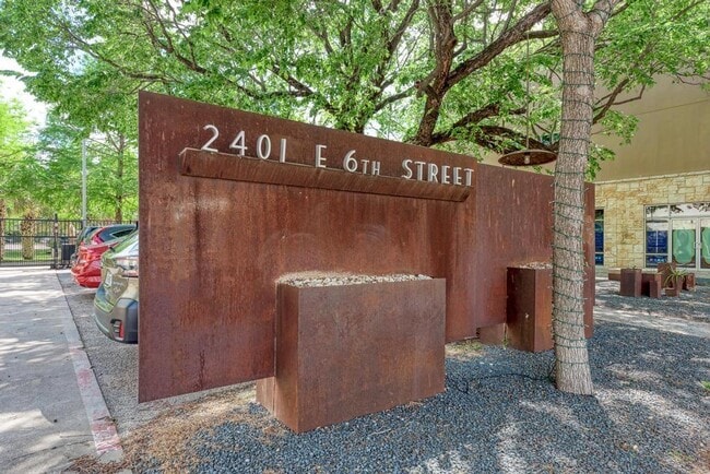 Photo - 2401 E 6th St Unit 3046