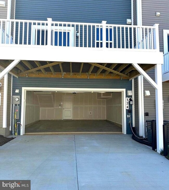 324 Watercourse Dr