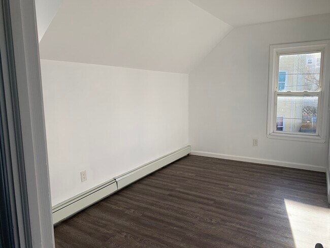 Photo - 13 Lafrance Ct