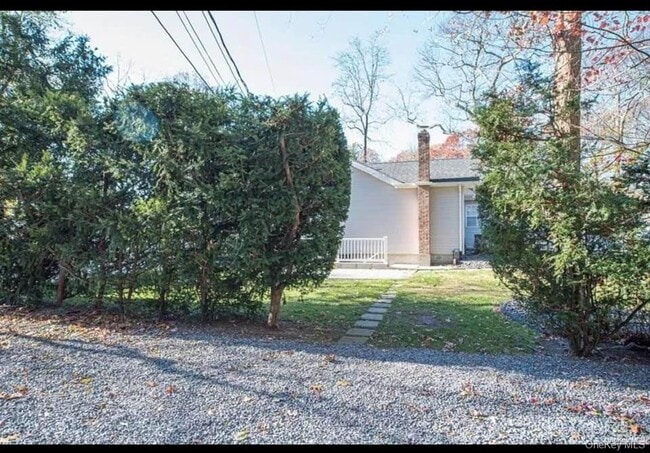 Building Photo - 16 Wildwood St
