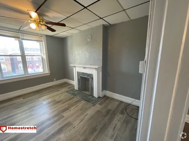 Building Photo - One Bedroom Unit Available! No Deposit for... Rental