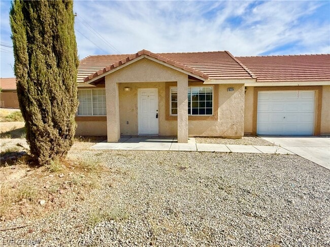 Building Photo - 1031 Karen Ct Unit B