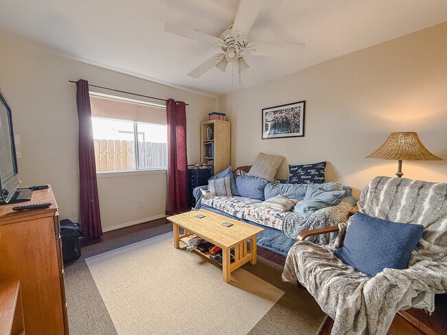 Photo - 3306 Hunterwood Dr