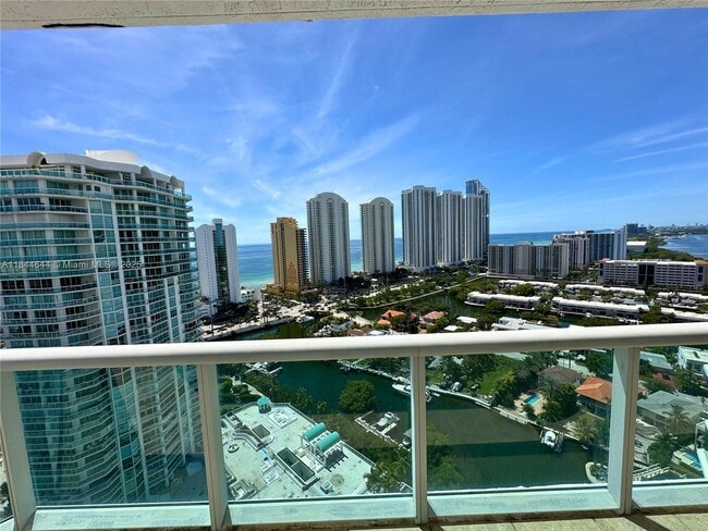 Building Photo - 16500 Collins Ave Unit 2551