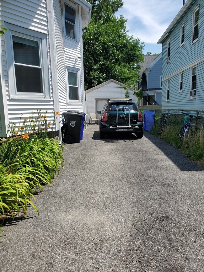Photo - 19 Holman St Unit 2