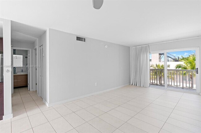 Photo - 1357 Collins Ave