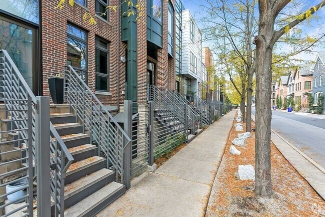 Building Photo - 51 N 5th St Rental