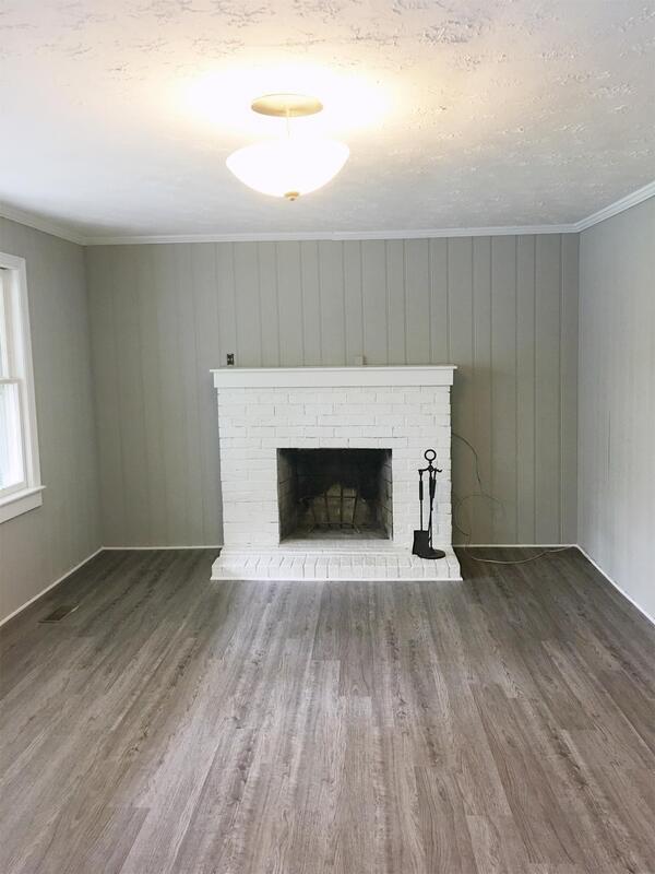 Photo - 209 Pine Valley Rd