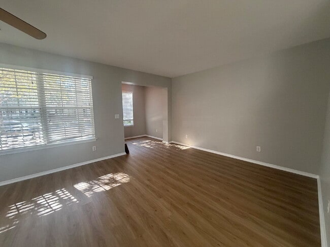 Photo - Three Bedroom Townhome Located in Mill Creek