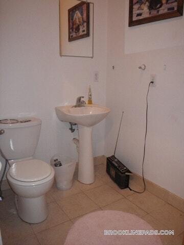 Photo - 1905 Beacon St Unidad 3F