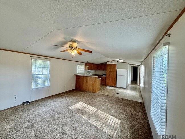 Photo - 44036 Loop Rd