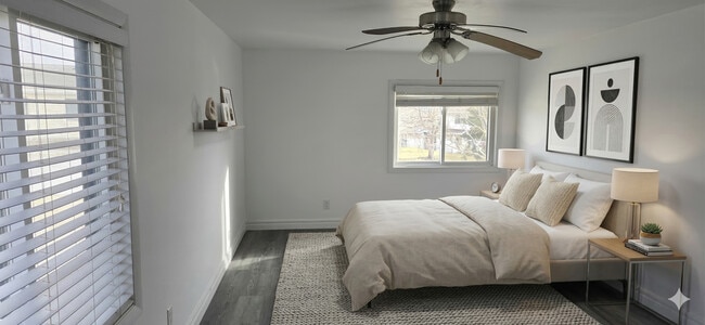 Photo - 325 Bayview Point