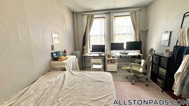 Photo - 1056 Commonwealth Ave Unidad 32