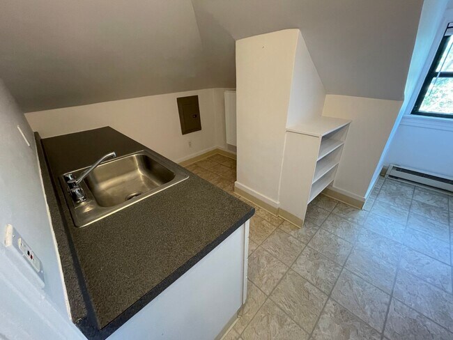 Photo - 129 N Homewood Ave Unit 129 N. Homewood Ave. #3