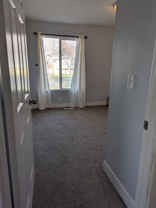 Photo - 4885 W Pavant Ave