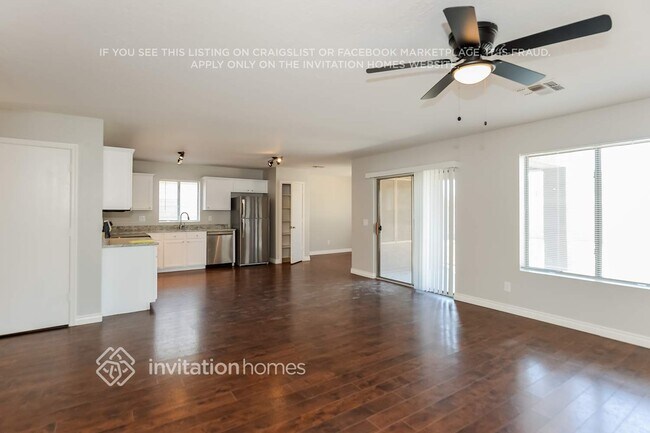 Photo - 136 S 111th St