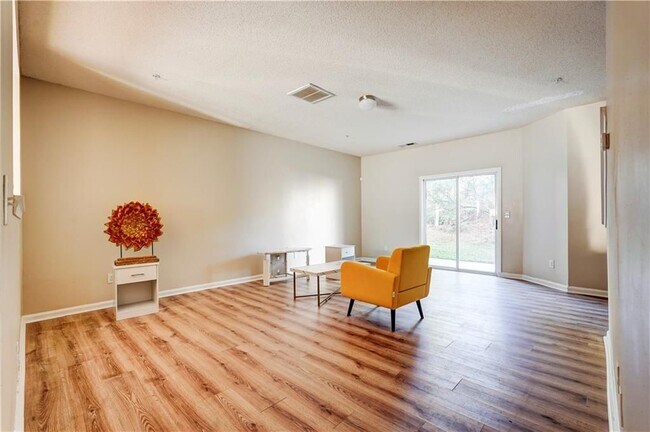 Photo - 2837 Laurel Ridge Cir