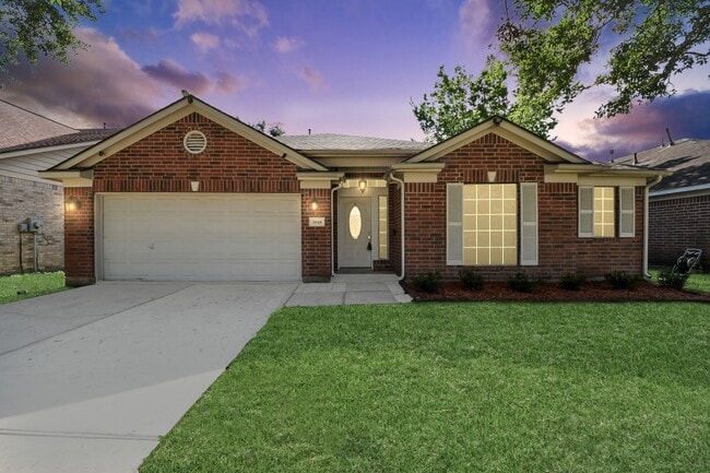 Building Photo - 5618 Painted Trail Dr