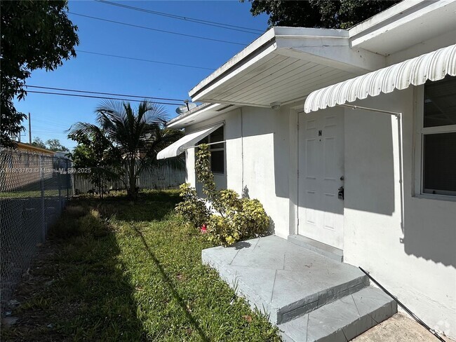 Building Photo - 6241 Dawson St Unit 2 Rental