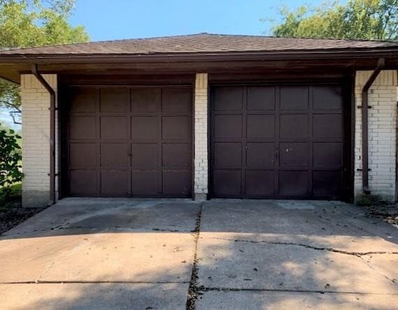 Photo - 2123 Williamsburg Ct S