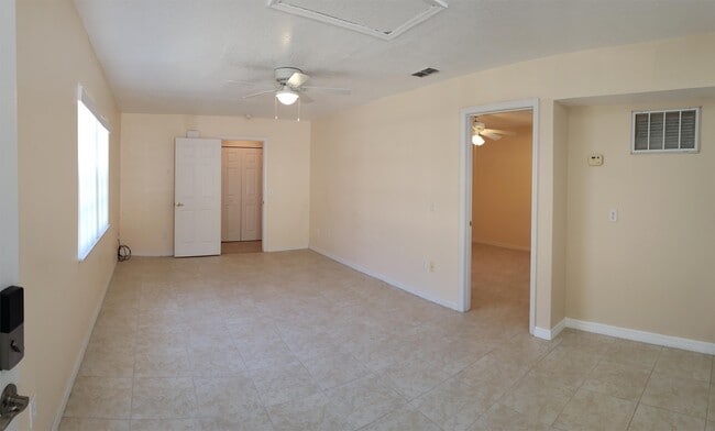 Photo - 2807 Fan Palm Dr