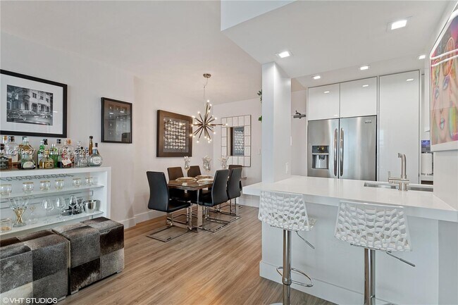 Photo - 1200 West Ave Unit 1005
