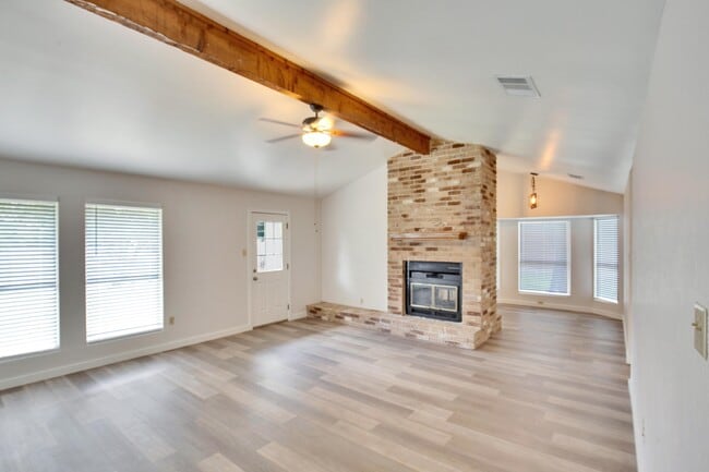 Photo - 3109 Monument Dr