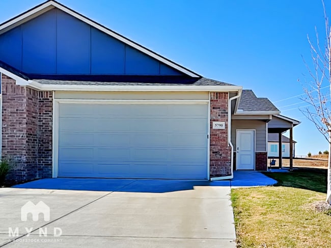 Photo - 5790 E Bristol Cir