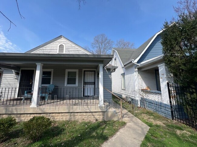 Photo - 1018 W 34th St