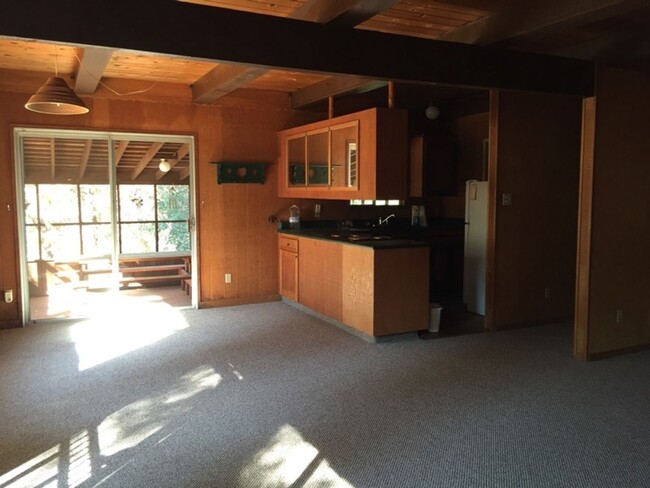 Photo - 38047 Peterson Rd