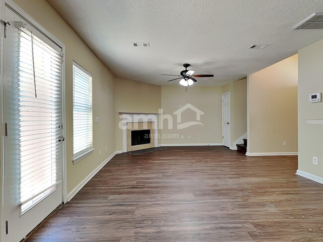 Photo - 112 Willow Lakes Ct