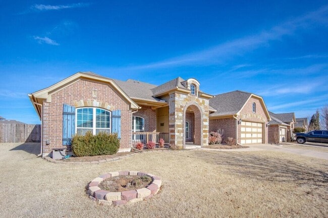 Photo - 2405 NW 180th St