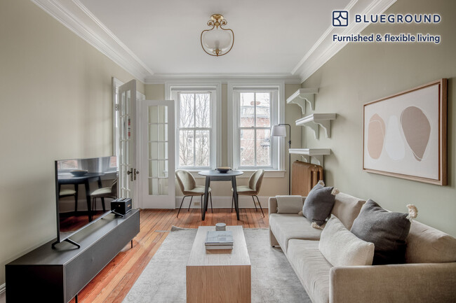 Building Photo - 1503 Vermont Ave NW Rental