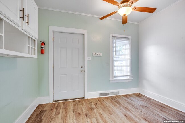 299 E 2nd St Unit 299