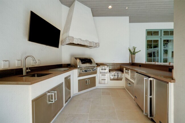 Photo - 5610 Lynbrook Dr