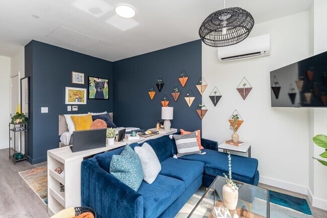 Building Photo - 346 Somerville Ave Unit 304