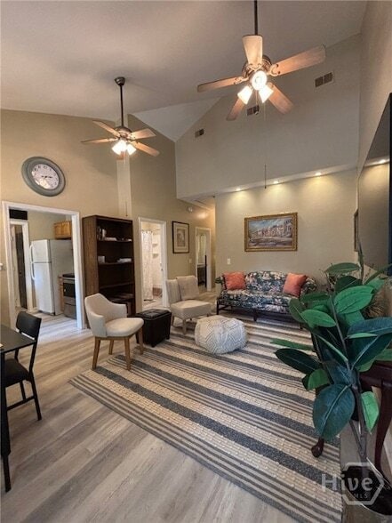 Photo - 1126 Collins St