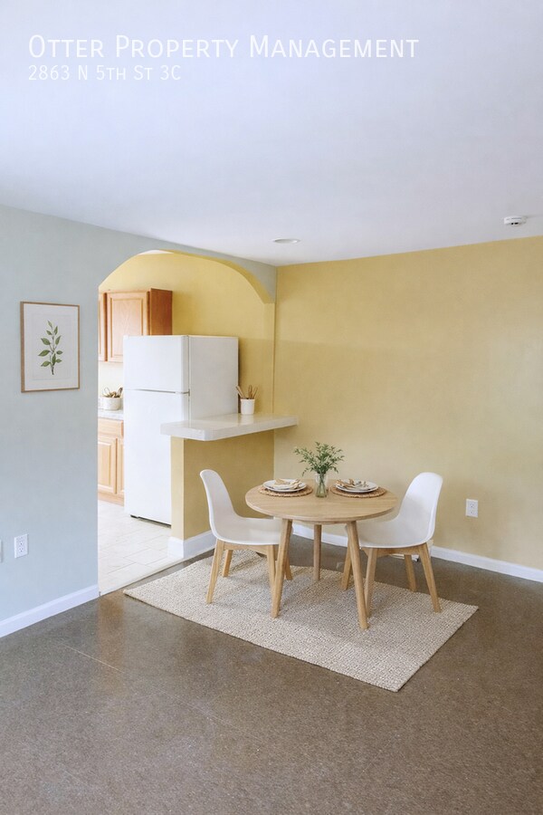 Photo - 2863 N 5th St