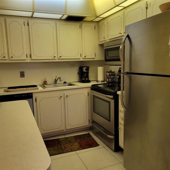 Photo - 351 Markham P Unit 351