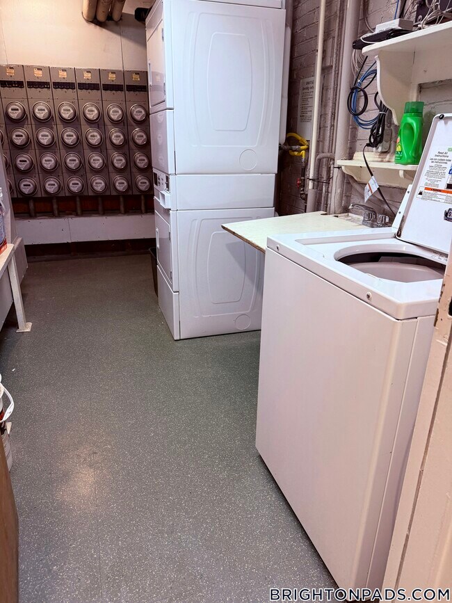 Photo - 2018 Commonwealth Ave Unidad 4