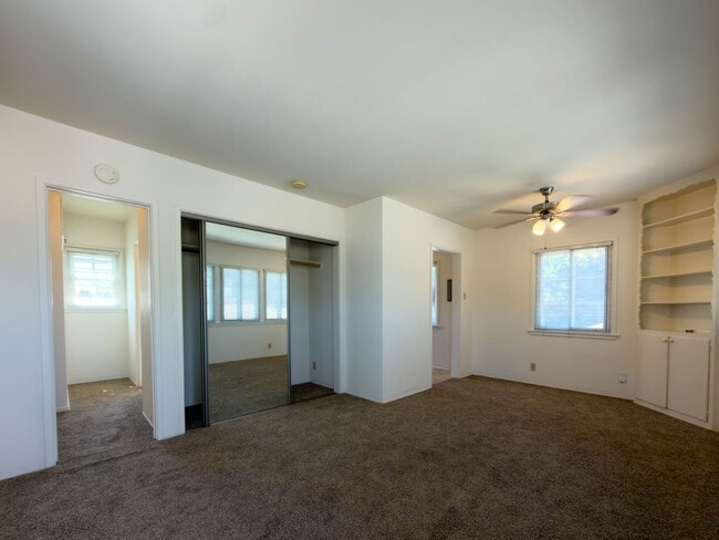 4114 W Victory Blvd Unit 4116 Unit A