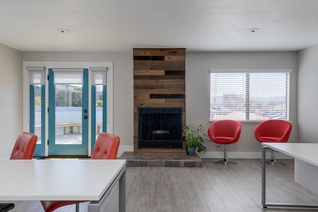 Photo - SeaBreeze Apartment Homes