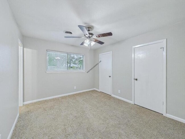 Photo - 29 Rosewood Dr