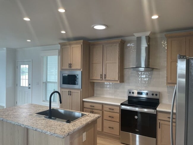 Photo - 4213 68th St N