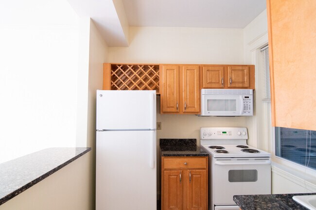 Photo - 28 Queensberry St Condo Unit 2