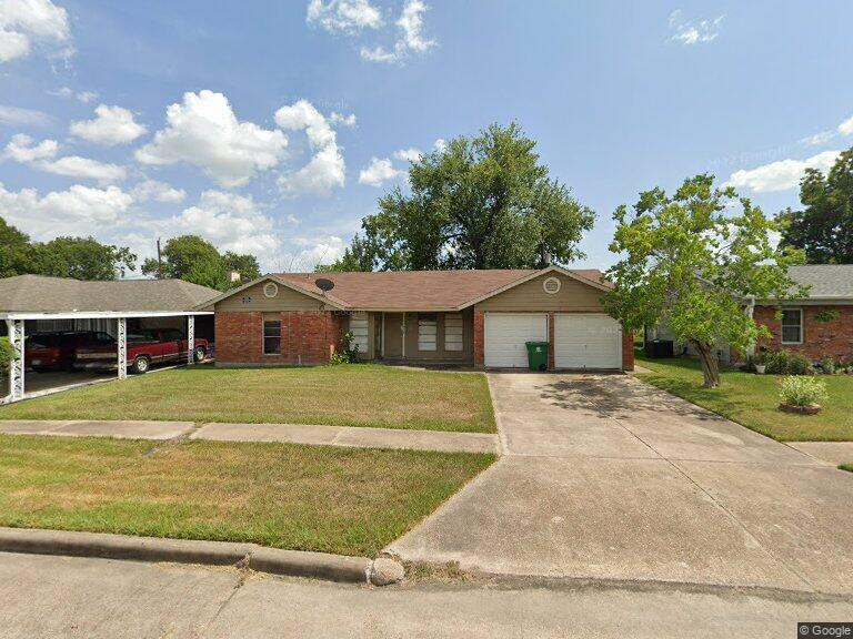 Photo - 5750 Hirondel St House